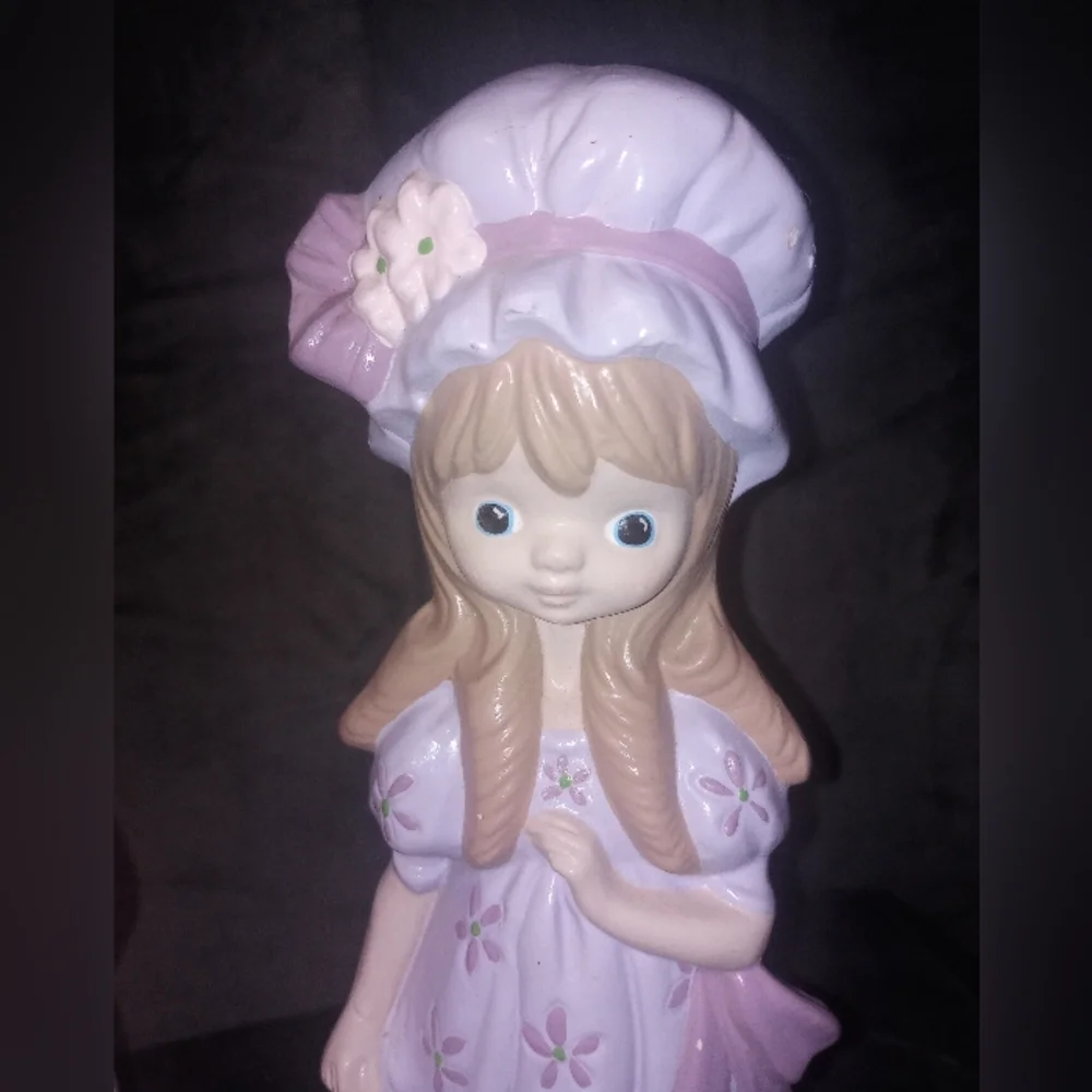 Vintage Ceramic 1980 Painted Girls 12 in Handmade - Picture 4 of 15